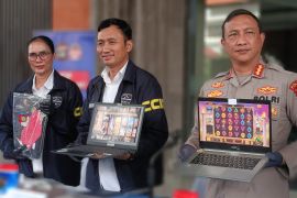 Bali police bust Cambodia-linked online gambling ring