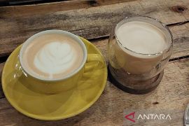 Puluhan restoran dan kafe di Sampit gulung tikar
