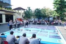 Polrestro Jakut latihan pengamanan jelang peringatan Hari Buruh