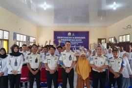 Imigrasi edukasi pelajar SMA 2 Sabang terkait kewaspadaan dan bahaya TPPO