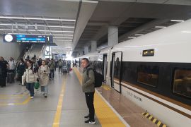 Sensasi membelah jalur Beijing-Hangzhou, menembus kecepatan 100 km per jam