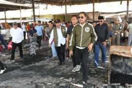 Pemkab Lombok Timur siapkan bantuan modal pasca kebakaran pasar