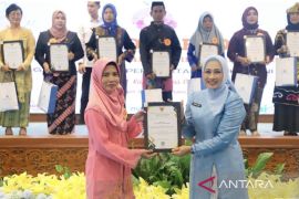 Kaltim beri penghargaan tokoh perempuan wujudkan kesetaraan