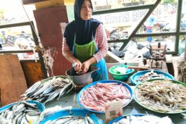 Disdag Mataram optimis target retribusi pasar capai 80 persen