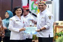 Bupati Shalahuddin terima tiga penghargaan Bangga Kencana Kalteng