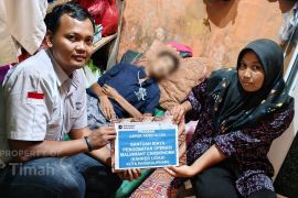 PT Timah bantu biaya pengobatan pasien kanker lidah