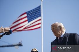 Demokrat AS mempertimbangkan gugat Trump soal perang Iran