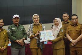 Bupati Dharmasraya serahkan SPPT PBB 2026 ke wali nagari