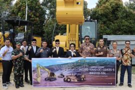 Pemkab Gumas tambah satu unit alat berat dukung penanganan infrastruktur