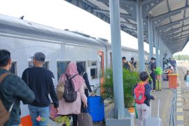 KAI Palembang tambah kereta eksekutif KA Sindang Marga, antisipasi lonjakan penumpang Hari Buruh 2026