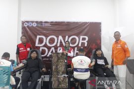 Himakom UNG donor darah sebagai ajang investasi kesehatan