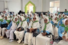 Pemkot Kendari lepas keberangkatan 546 calon haji ke Tanah Suci