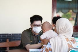 Mom Uung gelar aksi sosial dukung ibu menyusui di Kangean