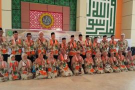 Wabup tekanan disiplin dan jaga kesehatan ke Jamaah Calon Haji Sukamara