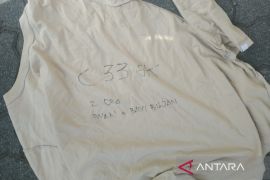 Kebakaran Apartemen Mediterania Jakarta Barat, penghuni lempar baju berisi tulisan