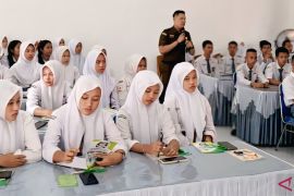 Kejari Ogan Komering Ulu gencarkan program Jaksa Masuk Sekolah