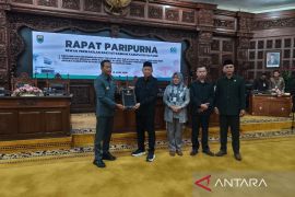 Pemkab Batang bersama DPRD menyepakati kerja sama Kota Kembar dengan Zhijiang