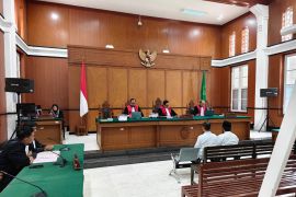 Dua jaksa palsu di Makassar jalani persidangan perintangan penyidikan