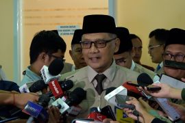 Gus Irfan tegaskan kenaikan biaya haji ditanggung keuangan negara