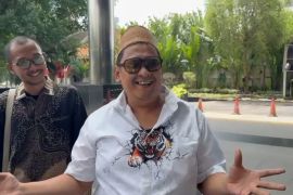 Usut mafia cukai di DJBC Kemenkeu, KPK periksa pengusaha Haji Her