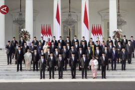 Bayang-bayang reshuffle, Wamendagri sebut kabinet siap hadapi evaluasi