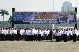 Kemhan lepas 2019 ASN ke Lemdik TNI untuk jalani pendidikan Komcad