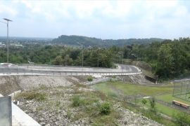 Penyelesaian jalur wisata di Sambirejo pengaruhi instalasi Pamsimas