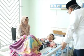 Pramono pastikan penanganan cepat pada siswa terdampak MBG di Jaktim