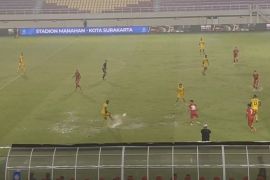 Disebut mirip sawah tergenang, Pemkot Solo benahi Stadion Manahan