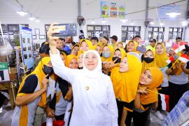 Khofifah ajak kolaborasi wujudkan industri maju dan pekerja sejahtera