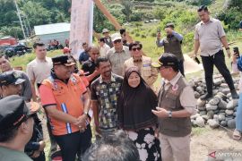 Pemerintah pastikan bantuan huntara berlanjut hingga huntap selesai