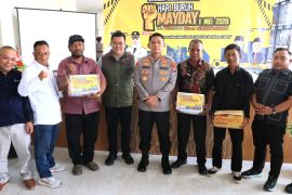 Pemkab Bintan ingatkan perusahaan patuhi aturan penerapan UMK pada May Day 2026