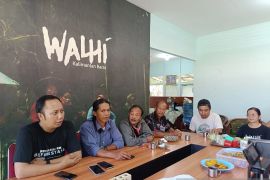 Koalisi desak PT. Mayawana cabut laporan di Kepolisian