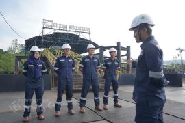 Harmoni perusahaan - pekerja PT Timah dalam Semangat Hari Buruh