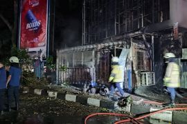Polda Jabar: Aksi massa baju hitam sebabkan kerusakan saat May Day Bandung