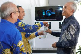Dukung Kampus Hijau, Fakultas Teknik UMS resmikan fasilitas water station
