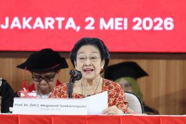 Megawati kritik hiper regulasi, serukan kembali ke Pancasila