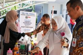 Gelar bazar, DWP Kemenkum Sulbar dorong UMKM naik kelas