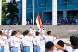 Gubernur sebut hardiknas dorong pendidikan merata hingga pelosok Papua