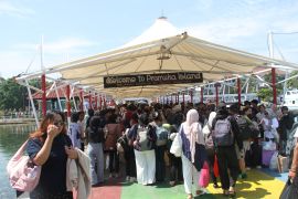 DKI kemarin, KAI tangani penumpang jatuh hingga tempat wisata padat