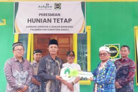 BKMT Bukittinggi dan Asphen dirikan rumah baru bagi korban bencana Agam