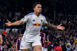 Leeds United Bangkit! Tumbangkan Burnley 3-1 dan Menjauh dari Ancaman Degradasi