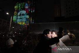Survei Ungkap 7% Remaja Jepang Diduga Kecanduan Media Sosial"