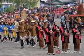 Ribuan petani ikuti kirab Nyadran Bhumi Phala di Temanggung