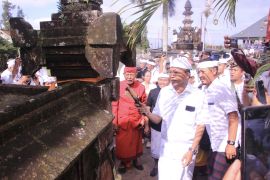 Penataan tahap dua di Pura Agung Besakih dimulai