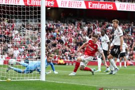 Liga Inggris - Arsenal unggul enam poin dari Manchester City usai gilas Fulham