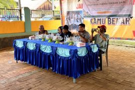 PT Antam dan UHO berkolaborasi tingkatkan kemandirian peternak Kolaka