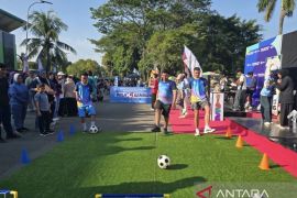 TVRI Kaltim sosialisi siaran piala duniia melalui Bola Gembira