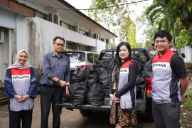 Pertamina salurkan bantuan ratusan Sembako momen hari buruh di Sulawesi Selatan