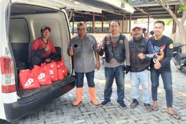 Honda Sulteng bersama IMHP gelar aksi bersih pantai kampung nelayan